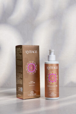 Lait nettoyant et démaquillant - Hydra Extrême Milk - ANTI-AGE